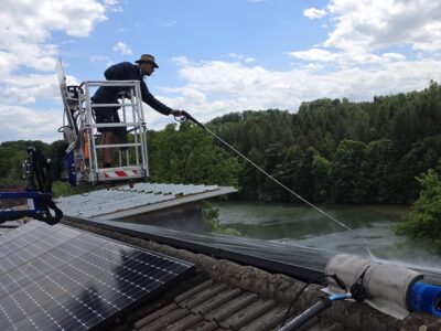 RIBU bei der Solarreinigung in Bremgarten AG